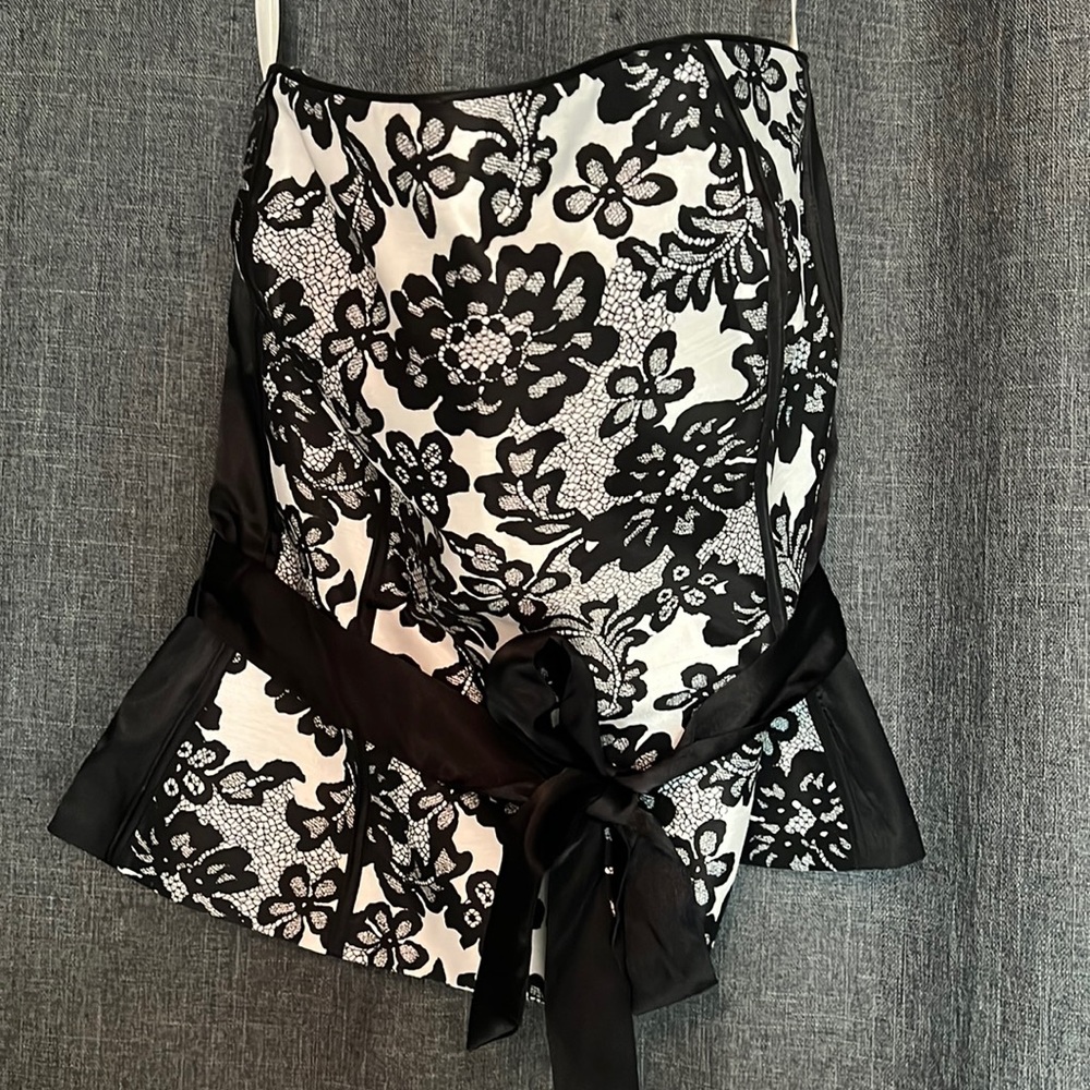Size 8 Black White Halter WHBM